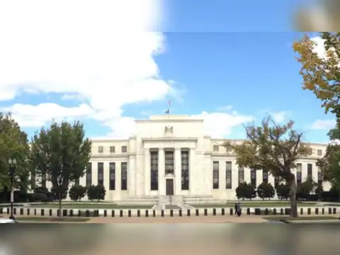 How the Federal Reserve is Tackling Economic Uncertainty in 2025